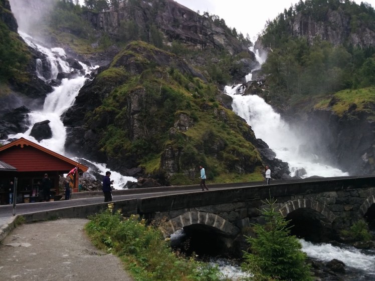 34_Latefossen Wasserfall